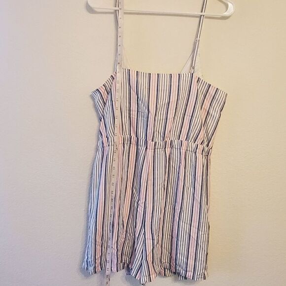 NWT BB Dakota striped wrap style romper L - Picture 3 of 14